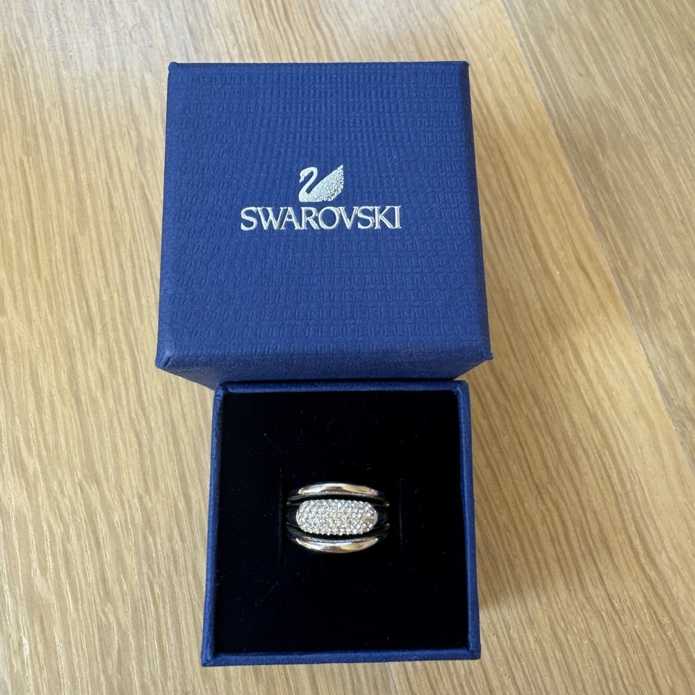 Swarovski Ring